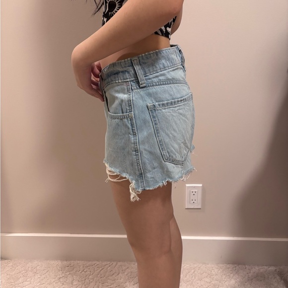 3 for$25 Hollister low rise baggy denim shorts - Picture 5 of 5